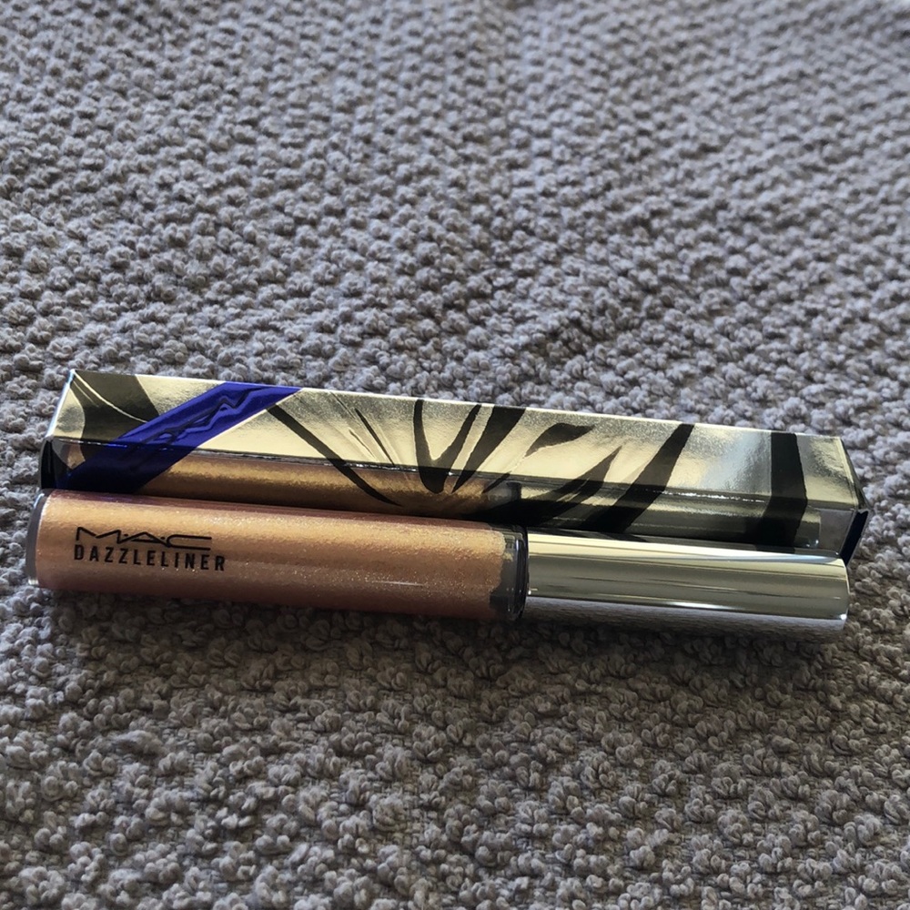 MAC Dazzleliner Liquid Eyeliner-HOLIDAY TIME!